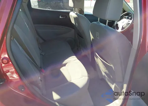 2013 Nissan Rogue S z USA, uszkodzony, nr VIN JN8AS5MT5DW541455